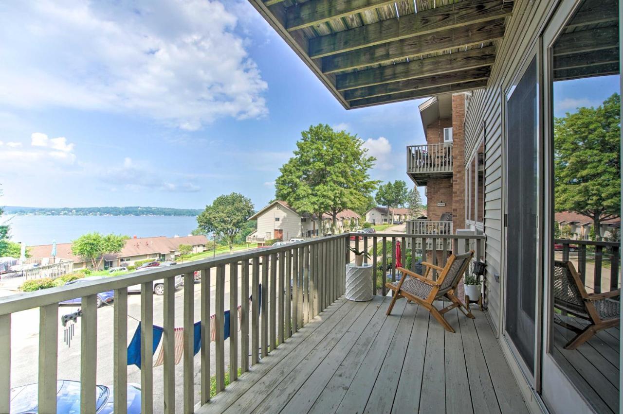 Lakefront Dewittville Condo With Private Deck! Exterior photo