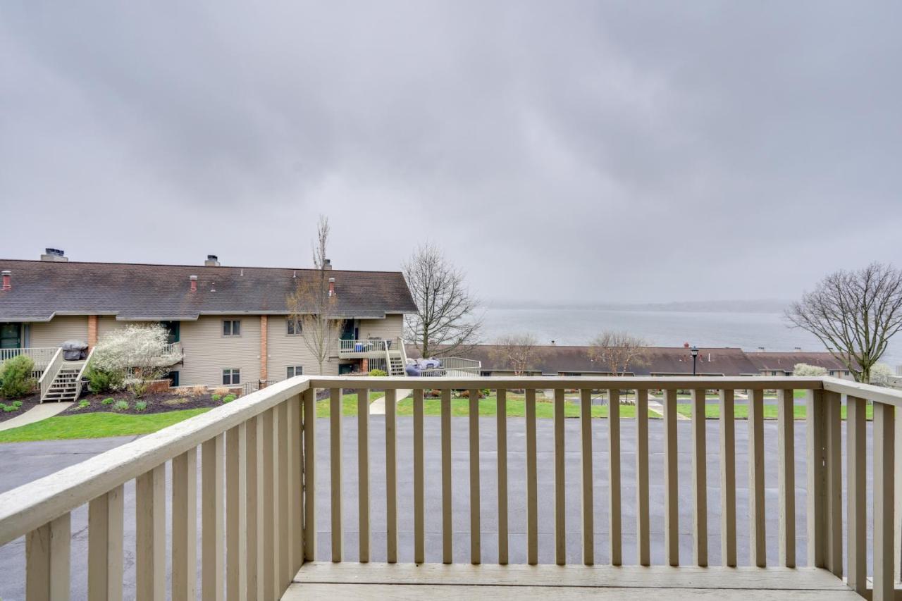 Lakefront Dewittville Condo With Private Deck! Exterior photo